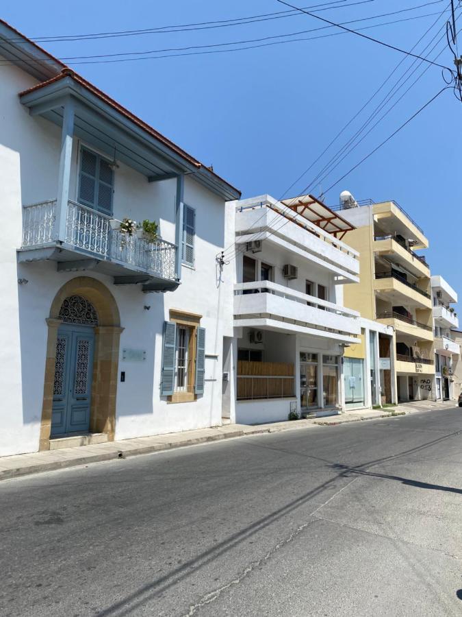 Hostel Past Or Tail Larnaca Exterior photo