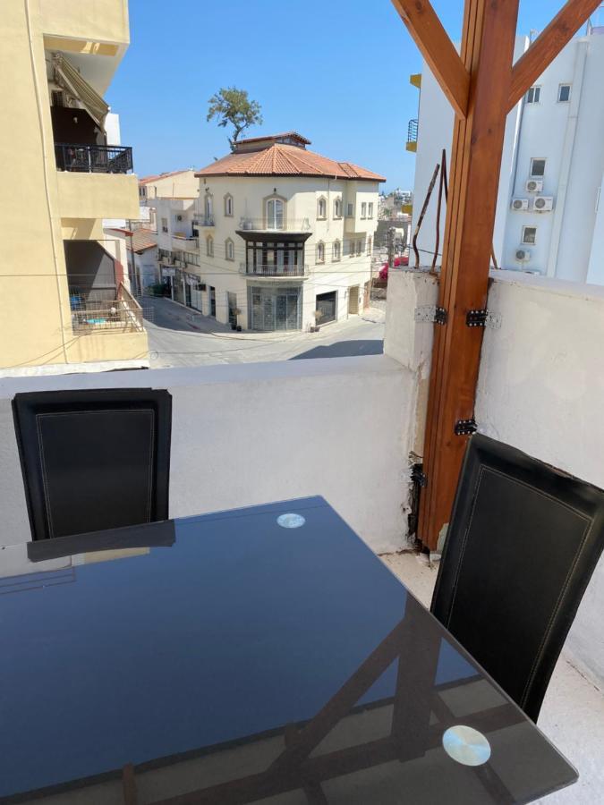 Hostel Past Or Tail Larnaca Exterior photo